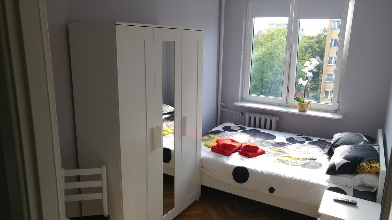 Rent0Nline Niepodleglosci Rooms Metro Warsaw Exterior photo