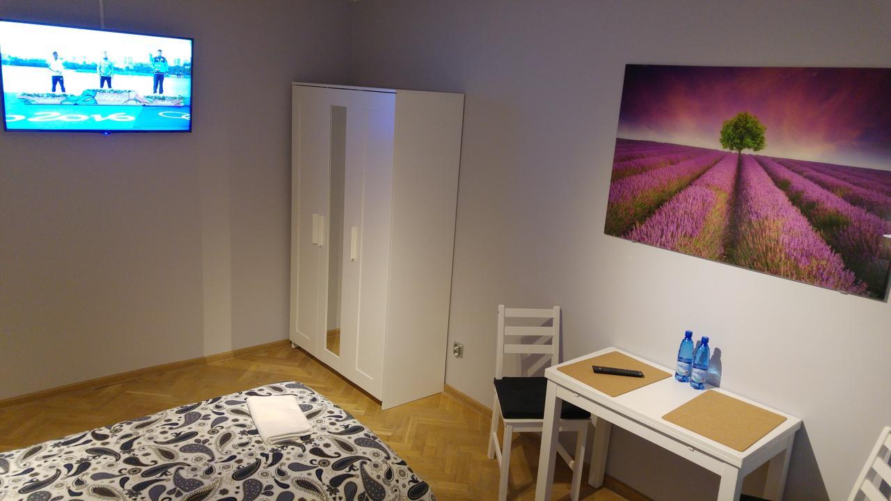 Rent0Nline Niepodleglosci Rooms Metro Warsaw Exterior photo